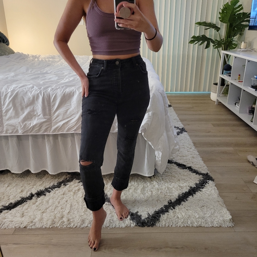 Forever 21 Black Ankle Cropped Jeans